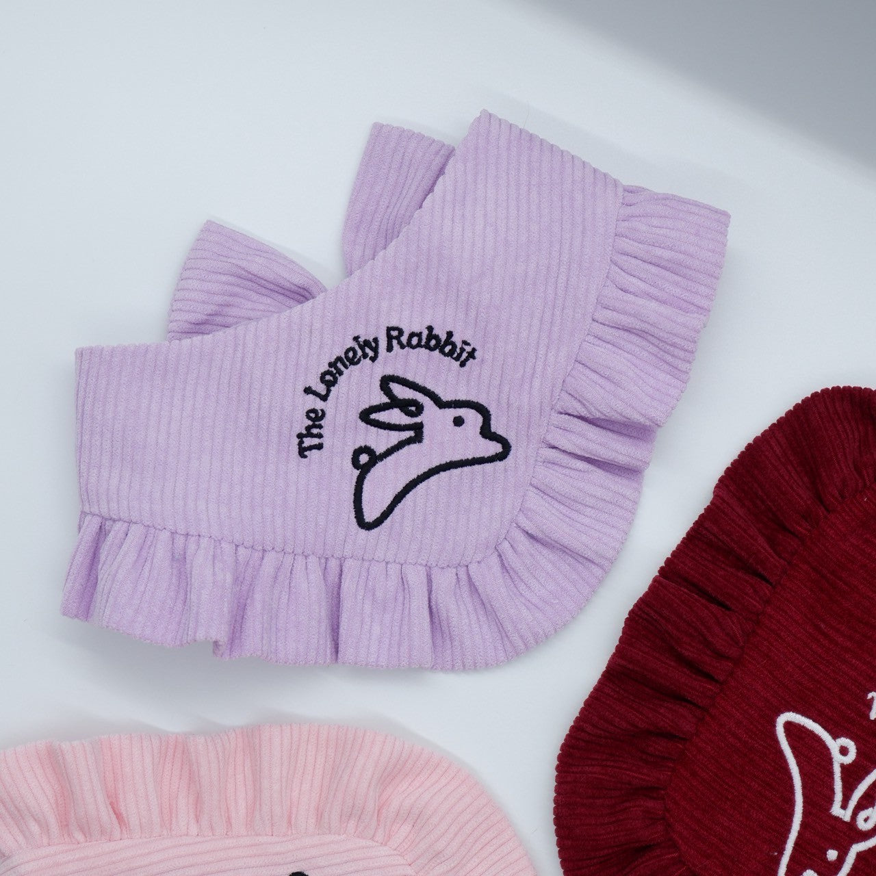 The Lonely Rabbit Fluff Flip Scarf ผ้าผันคอน้องหมาน้องแมว เป็นได้ทั้งโบว์หรือผ้าผันคอ  มี 7 สี