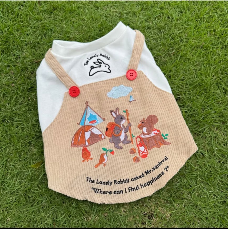 The Lonely Rabbit First Adventure ชุดเอี๊ยมสำหรับน้องหมา ชุดหมา ชุดแมว ชุดสุนัข ชุดสัตว์เลี้ยง